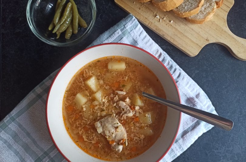 Ciorbă de cartofi cu pui