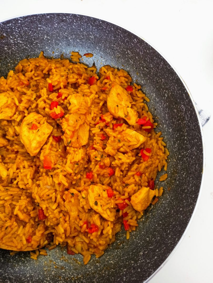 Pilaf de orez cu carne de pui Bucataria MD