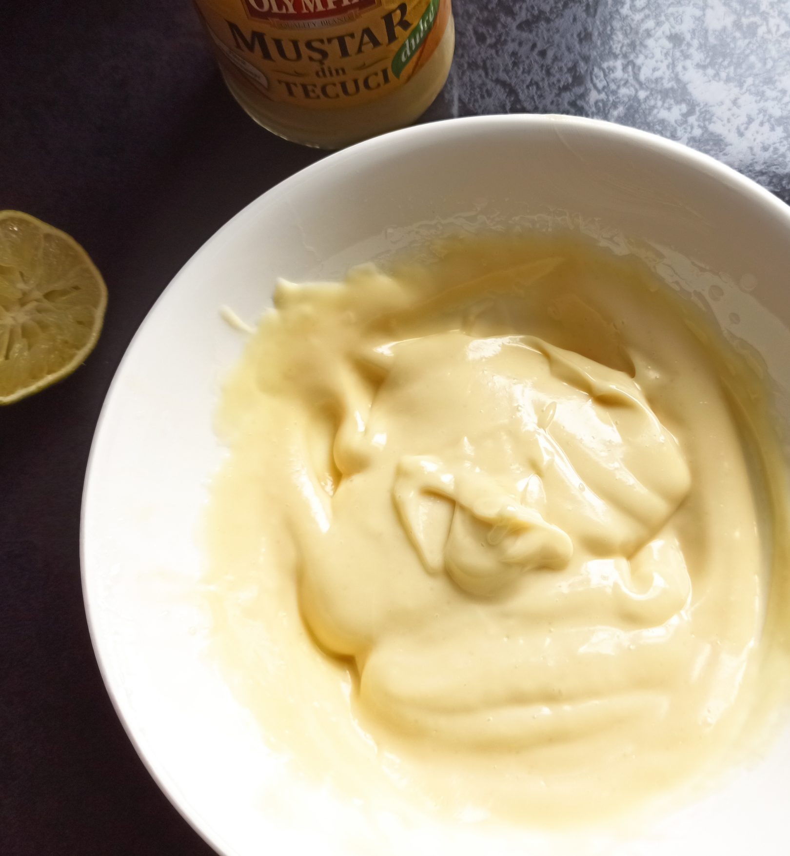 Maioneză de casă Maioneză de casă
